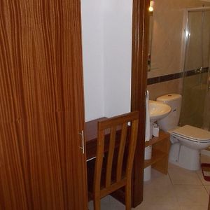 Single Room Private Bathroom